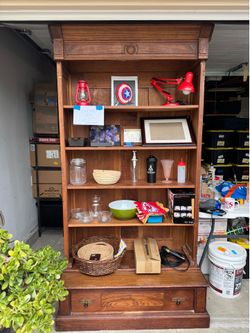 Antique bookshelf with drawer base NO HOLDING