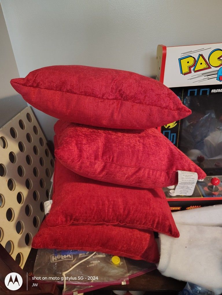 4 Red Christmas Pillows