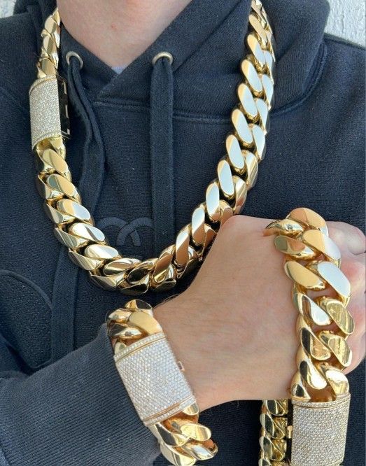 New Cuban Set 24MM Gold Plated 14k Doesn't Loses Color
