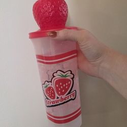 County Fair Strawberry Lemonade Cup