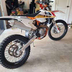 2017 KTM 450 EXC-F Six Days