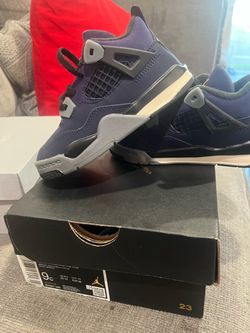Jordan’s size 8,9c