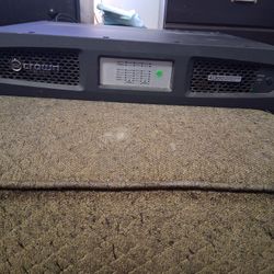 CROWN 4/300 DCI AMPLIFIER