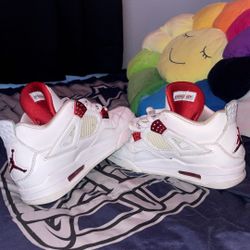 Jordan 4 Metallic Red Size 8 (og box)