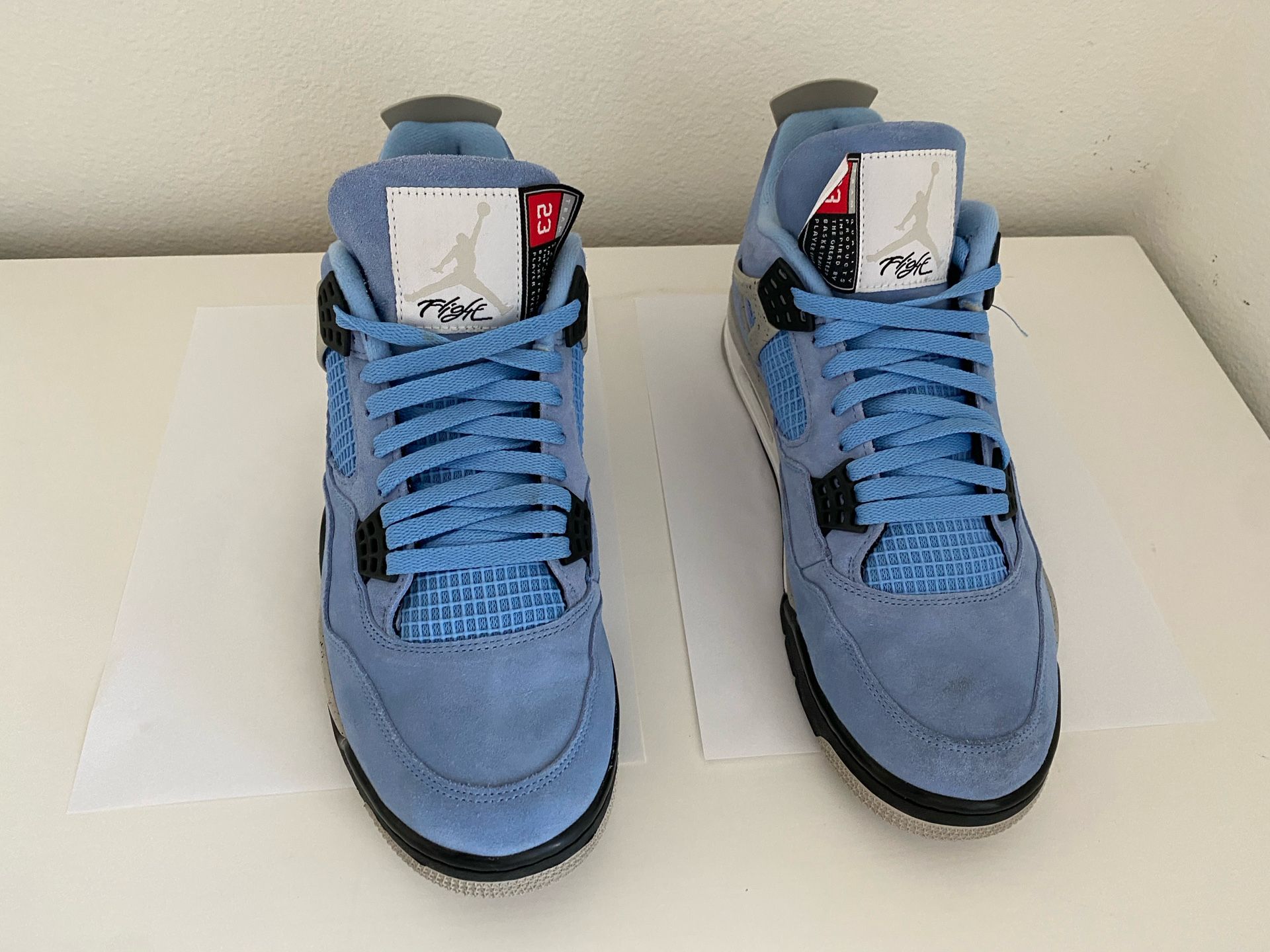 Jordan 4 Retro University Blue