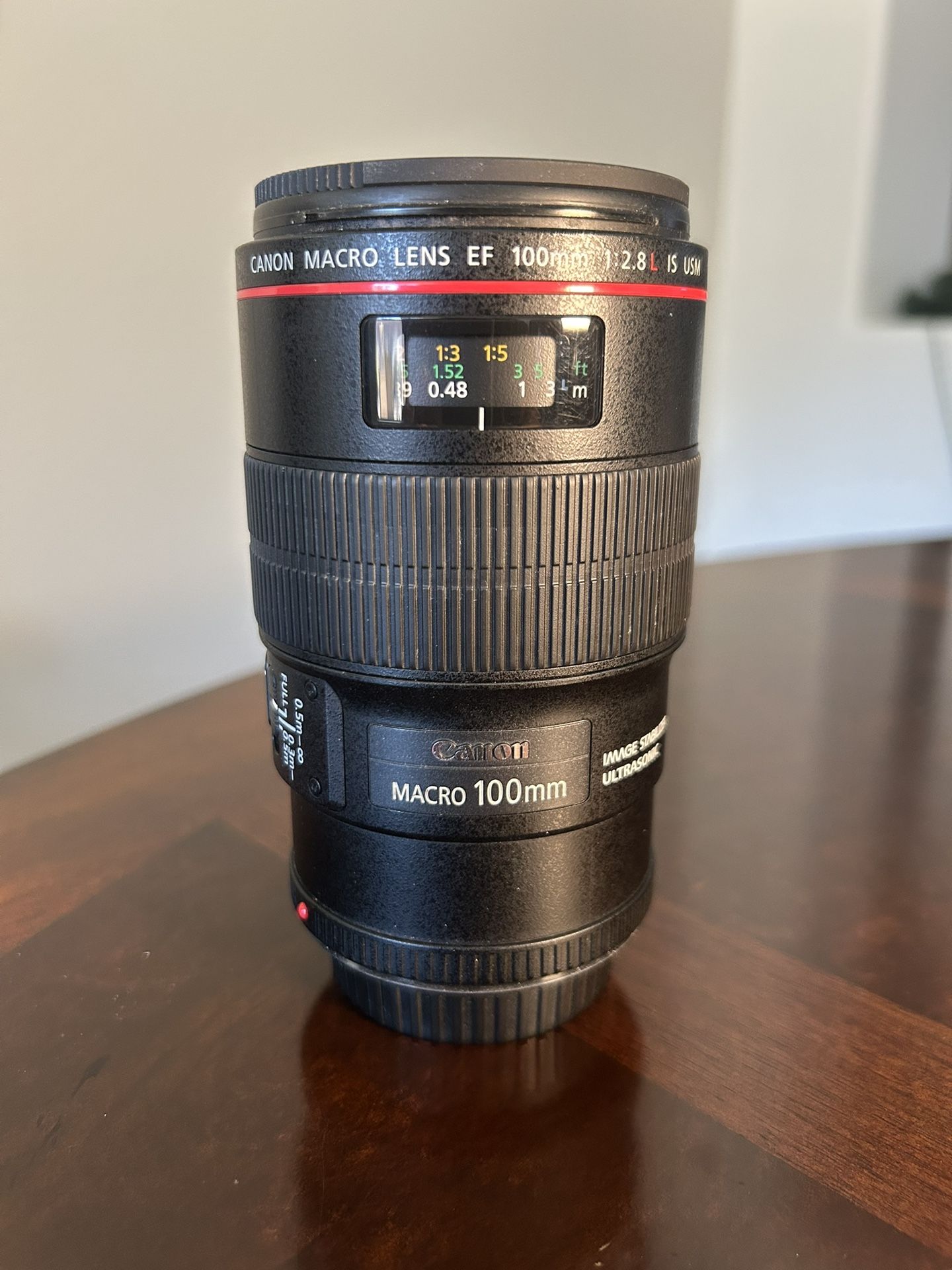 Canon EF 100mm F2.8 L Macro