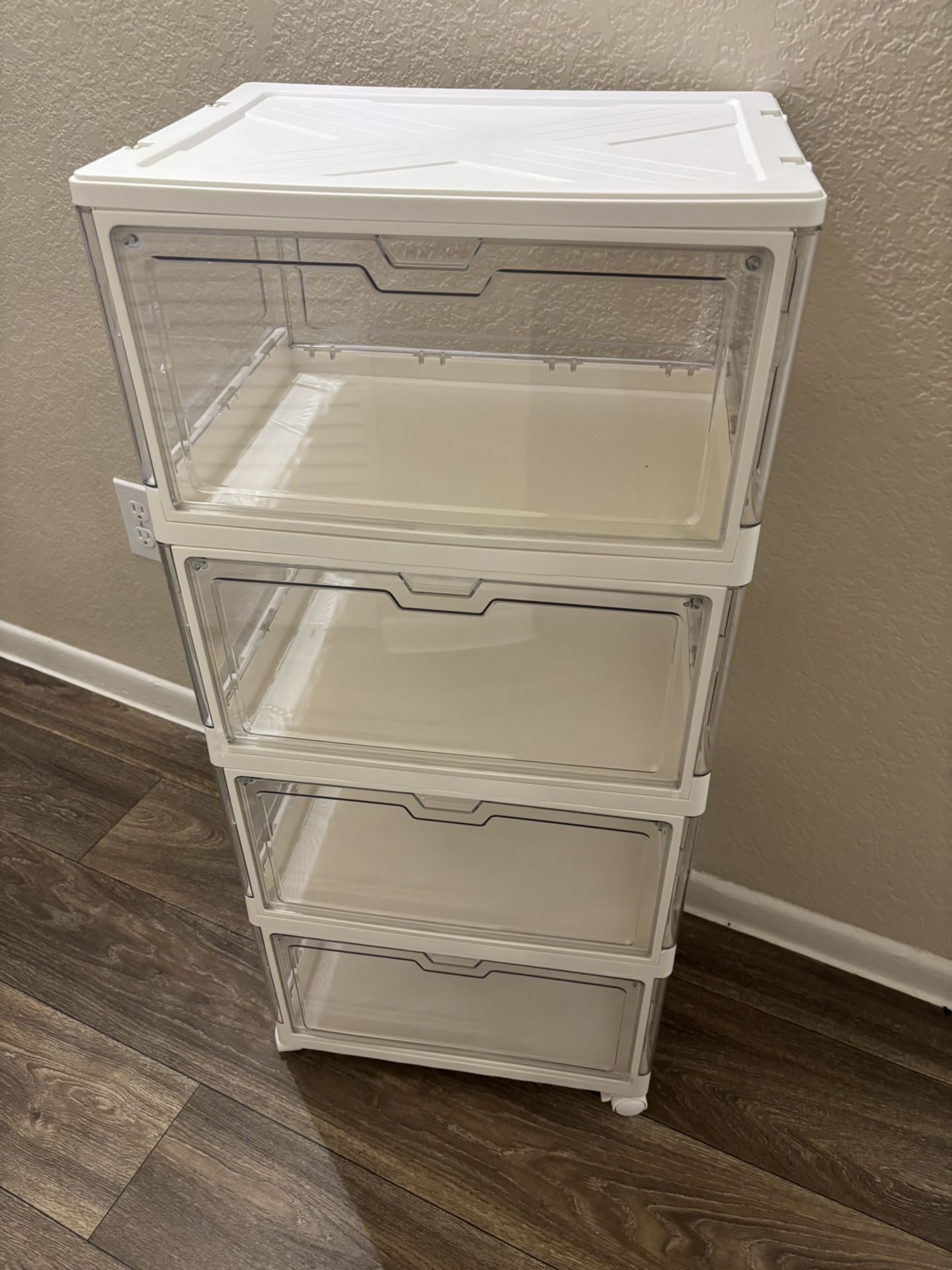 SNSLXH Clear Storage Bins with Lids & Wheels, Stackable Plastic Craft Containers, Large Closet Organizers Box for Bedrooms Living Rooms 24 QT, 4-Tiers