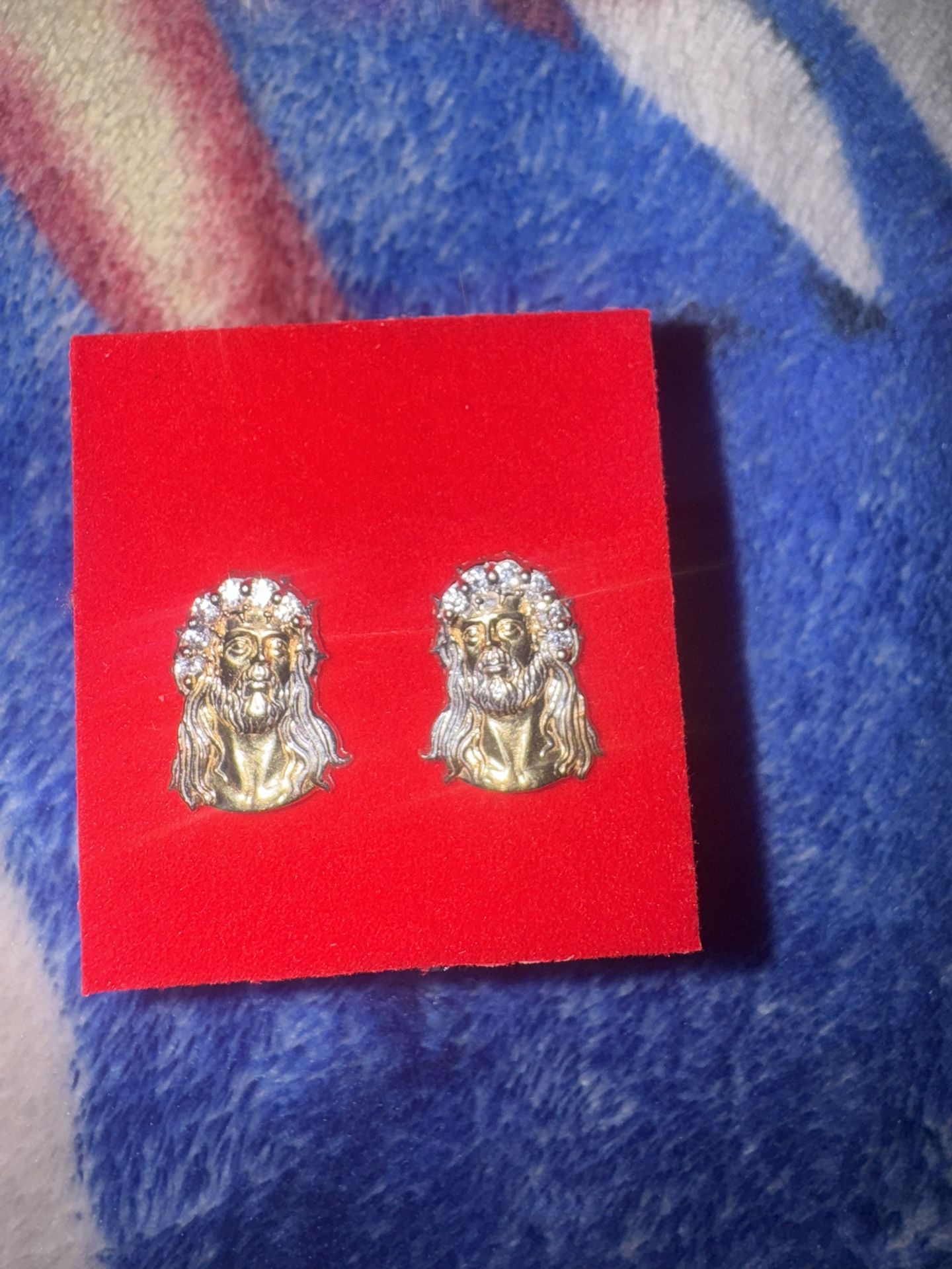 JESUS HEAD FACE STUD EARRINGS