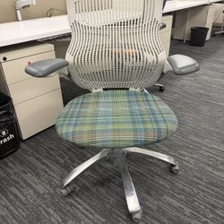 Knoll Generation Office Chair