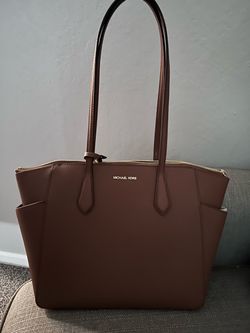 Michael Kors purse bag