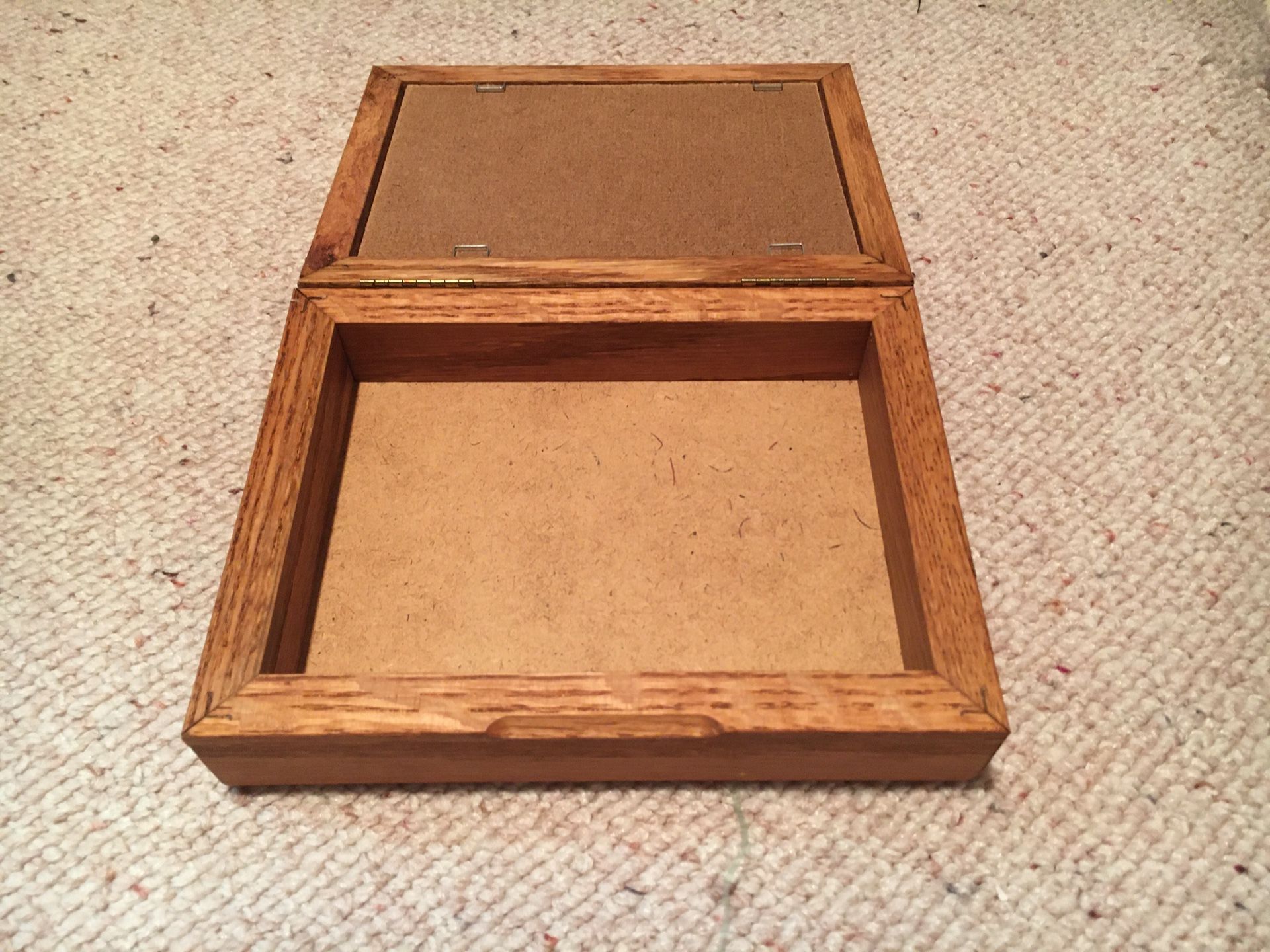 Wooden keepsake box