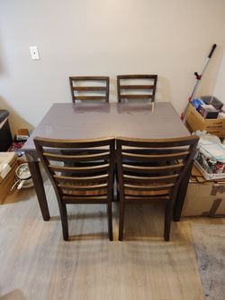 Dining set