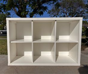 Land of Nod / Crate & Kids White Bookcase