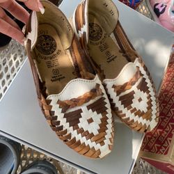 Hauraches Sperrys And Vans