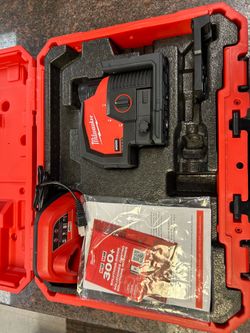 Milwaukee cross line plumb laser level set