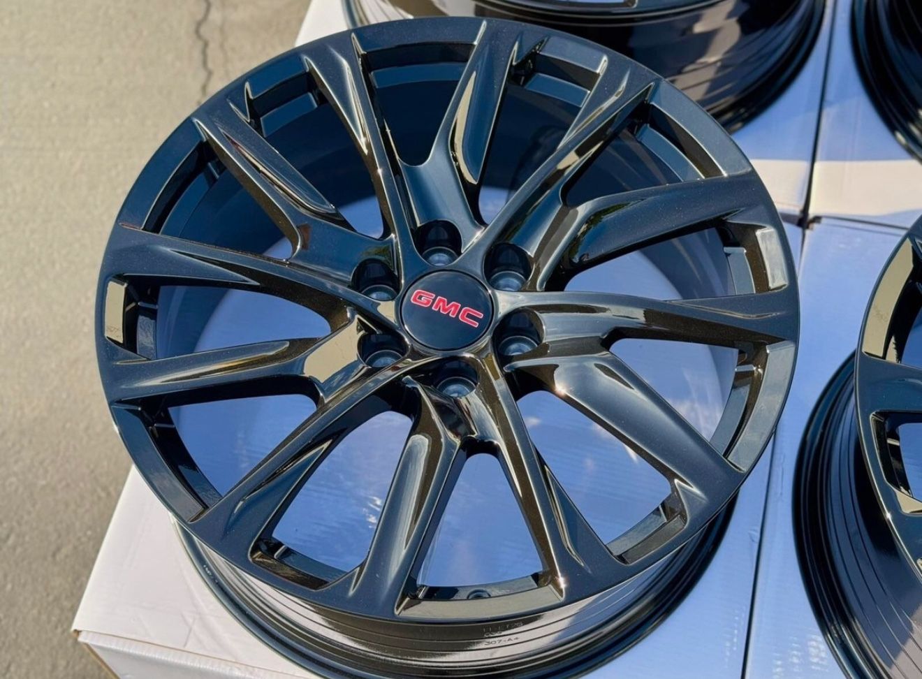 22” Gloss Black Cadillac GMC Chevy