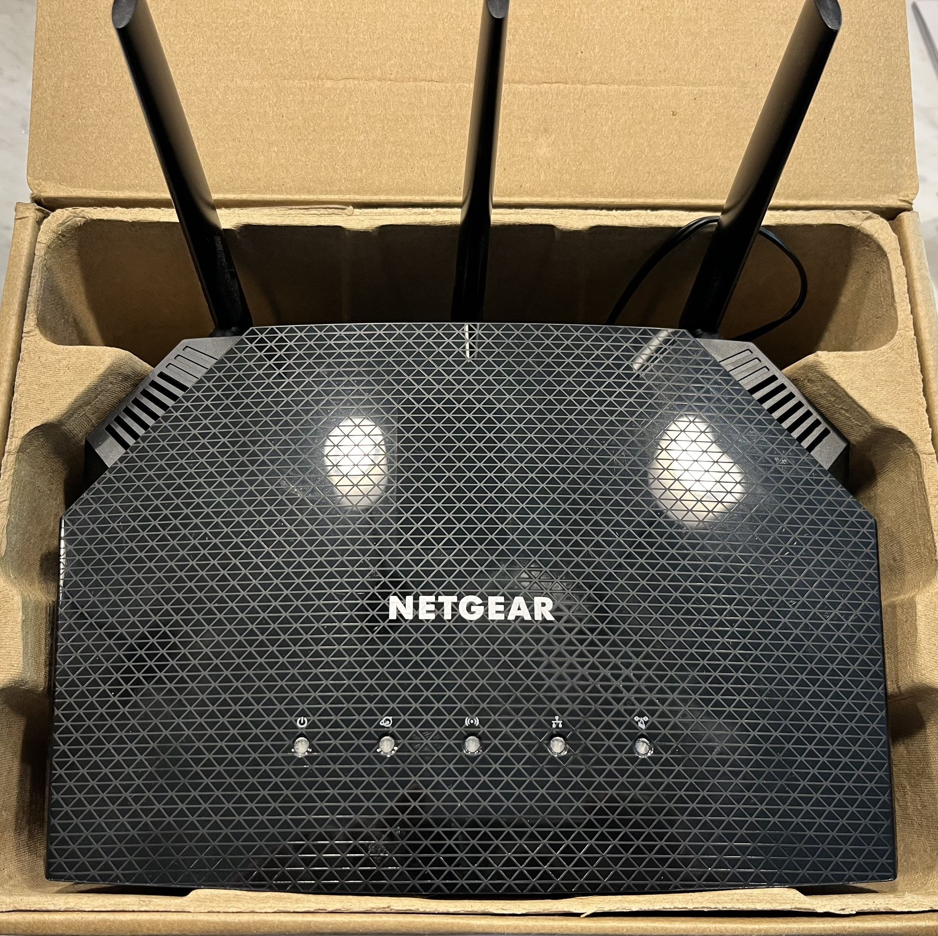 NETGEAR NIGHTHAWK WIFI 6 ROUTER AW1800 (R6700AX model number)