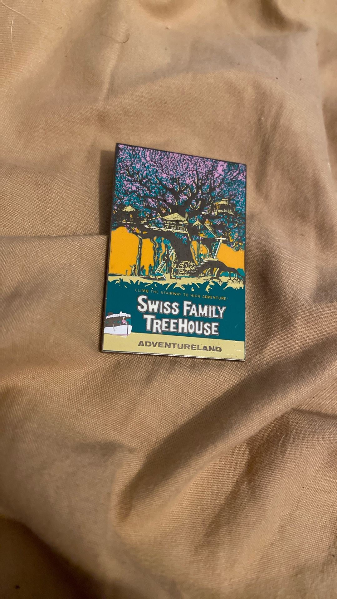 DISNEY DLR FRAMED ATTRACTION POSTER SWISS FAMILY TREEHOUSE PIN LE 1500