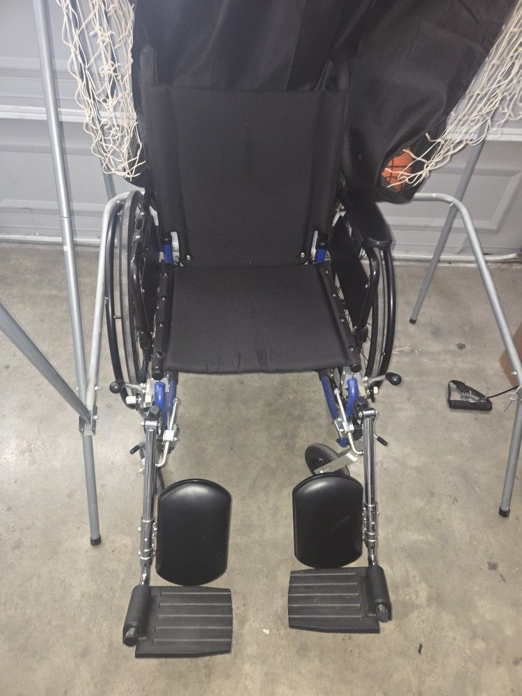 Wheelchair Like New