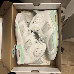 Jordan’s 6s Exclusive Sz 10.5 M 