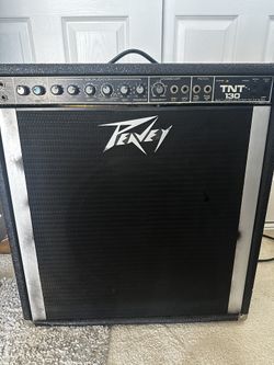Peavy TNT 130 bass combo amp