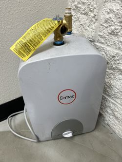 2.5 gal. Electric Mini Tank Point of Use Water Heater