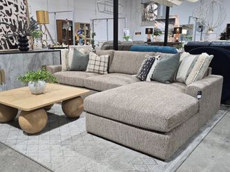 Designer Bryce Sectional, New!