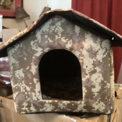 Cat Houses for Outdoor Stray Cats Shelter Weatherproof Outside House Indoor Foldable Pet Cave with Tent Stakes (BROWN). Camouflage Style