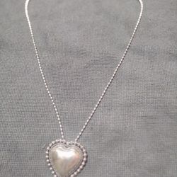 beautiful brooch/ pendant silver heart with chain 