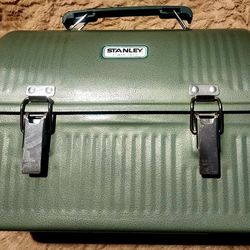 Lunch BOX- Stanley