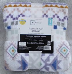 Super Soft & Warm 66"x90" Blanket, Brand NEW!