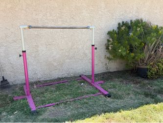 Adjustable Kids Gymnastics Bar – Pink