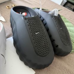 Nike Mind slides 