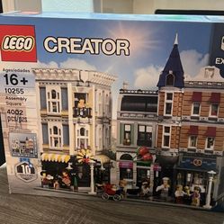 LEGO Creator Expert 10255 Assembly Square – Brand New Sealed