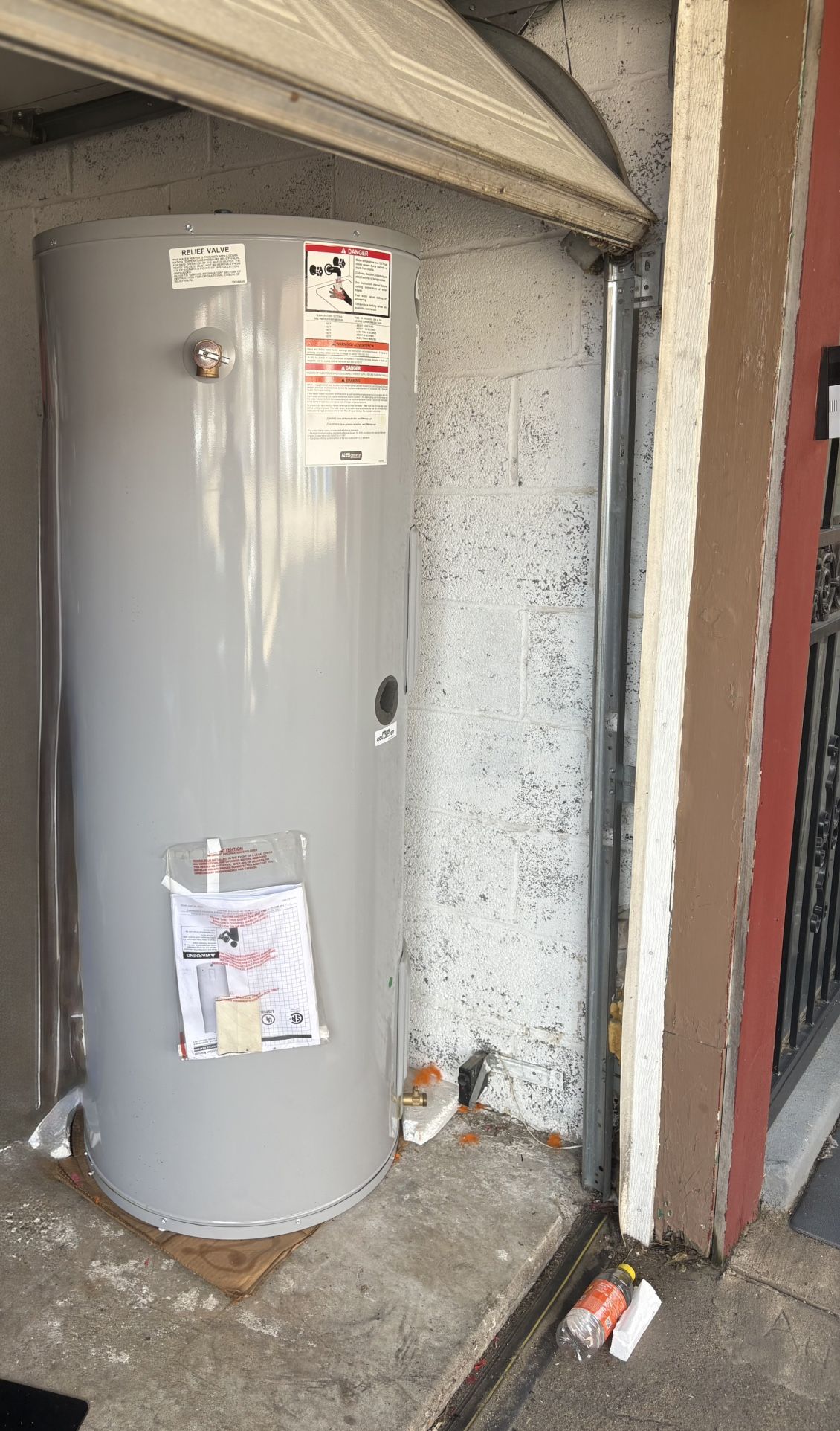 Hot Water Tank