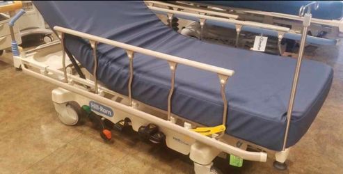 Adjustable Rolling Platform Bed / Heavy-Duty Lift Table – Excellent Condition