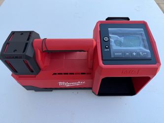 Milwaukee M18 Portable Inflator