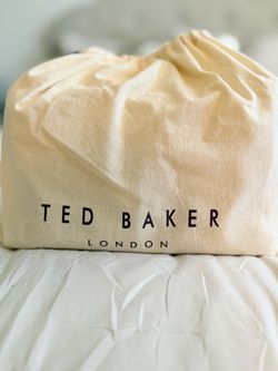 Ted Barker purse