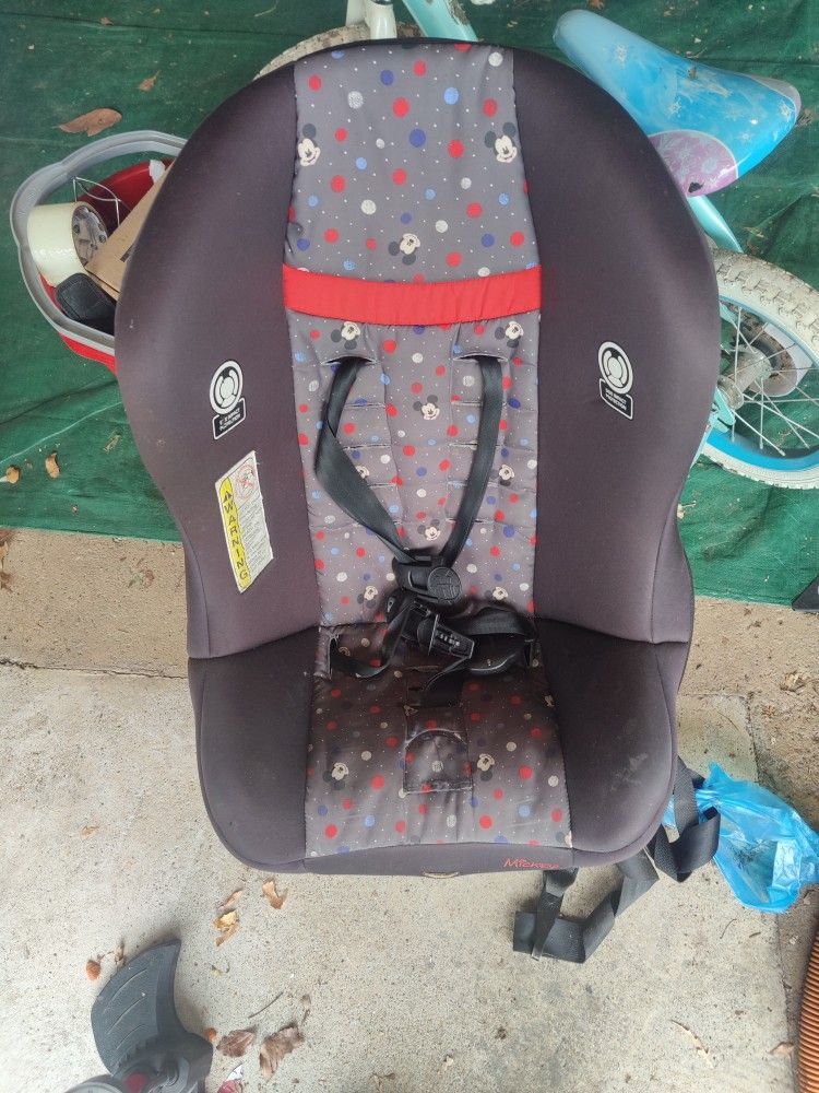 Convertible 5 Point Harness Car Seat
