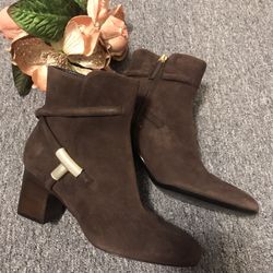 Tom Ford Woman’s Boots Size 8.5