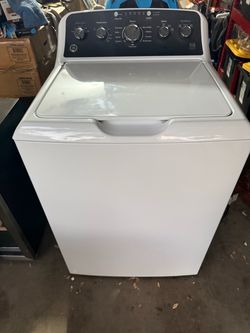 GE High Efficiency Agitator Large ( 4.5-cu ft ) Top-Load Washer