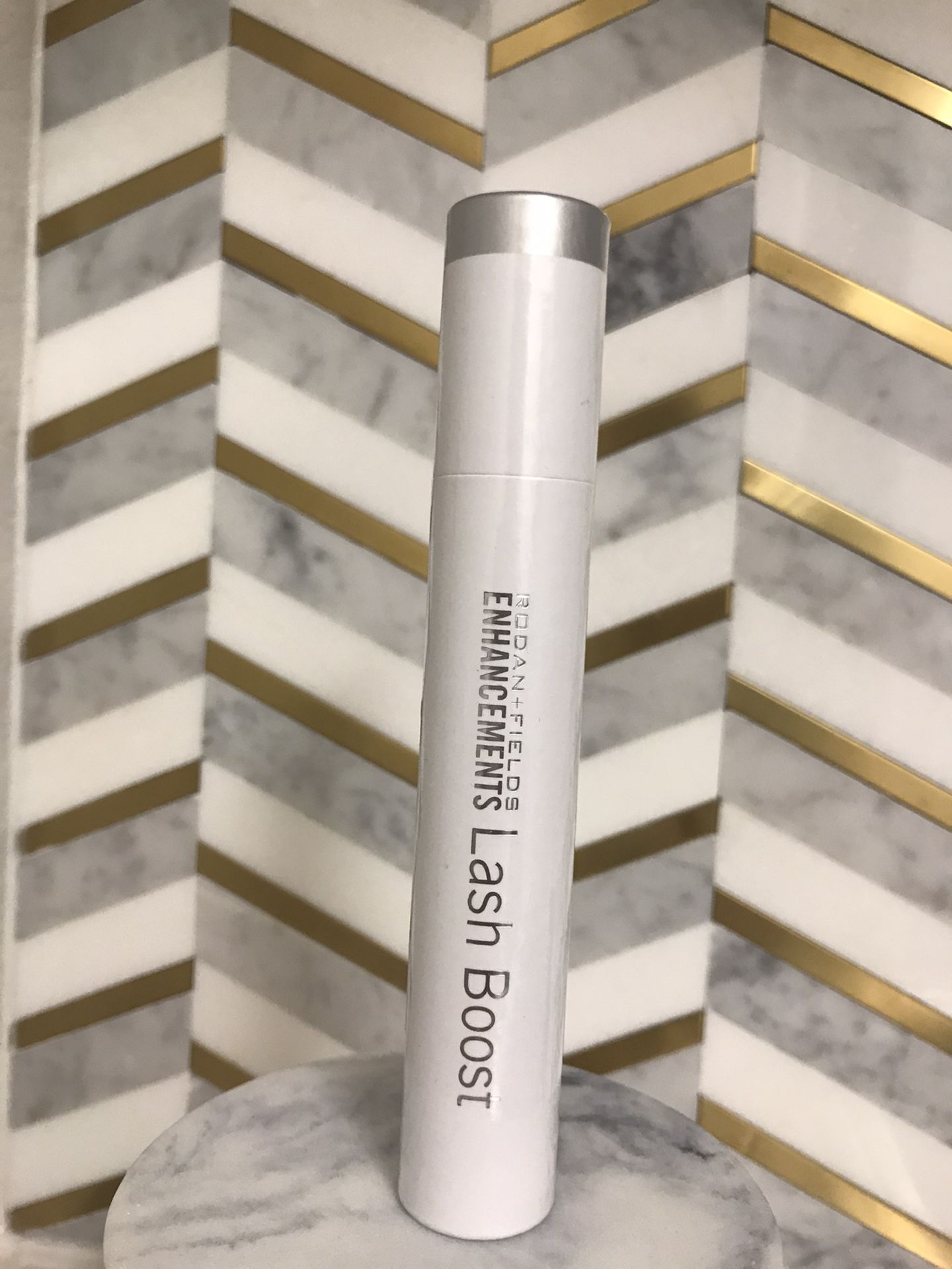 Rodan + Fields Lash Boost ** NEW, SEALED IN BOX**