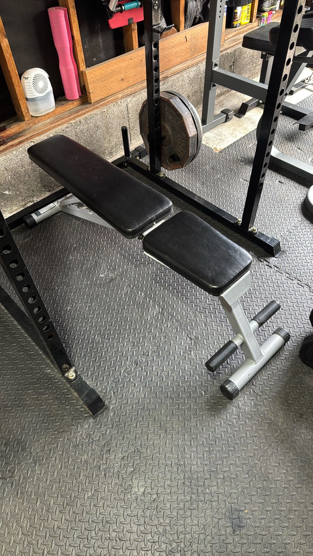 Weight Bench