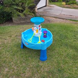Water Table with toys!