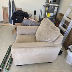Ashley Couch Seat