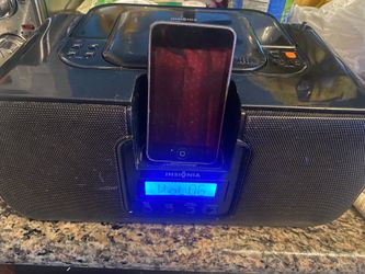 Insignia CD Boombox -vintage