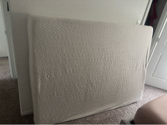Full size mattress