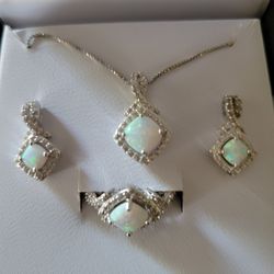 Opal Jewelry Set