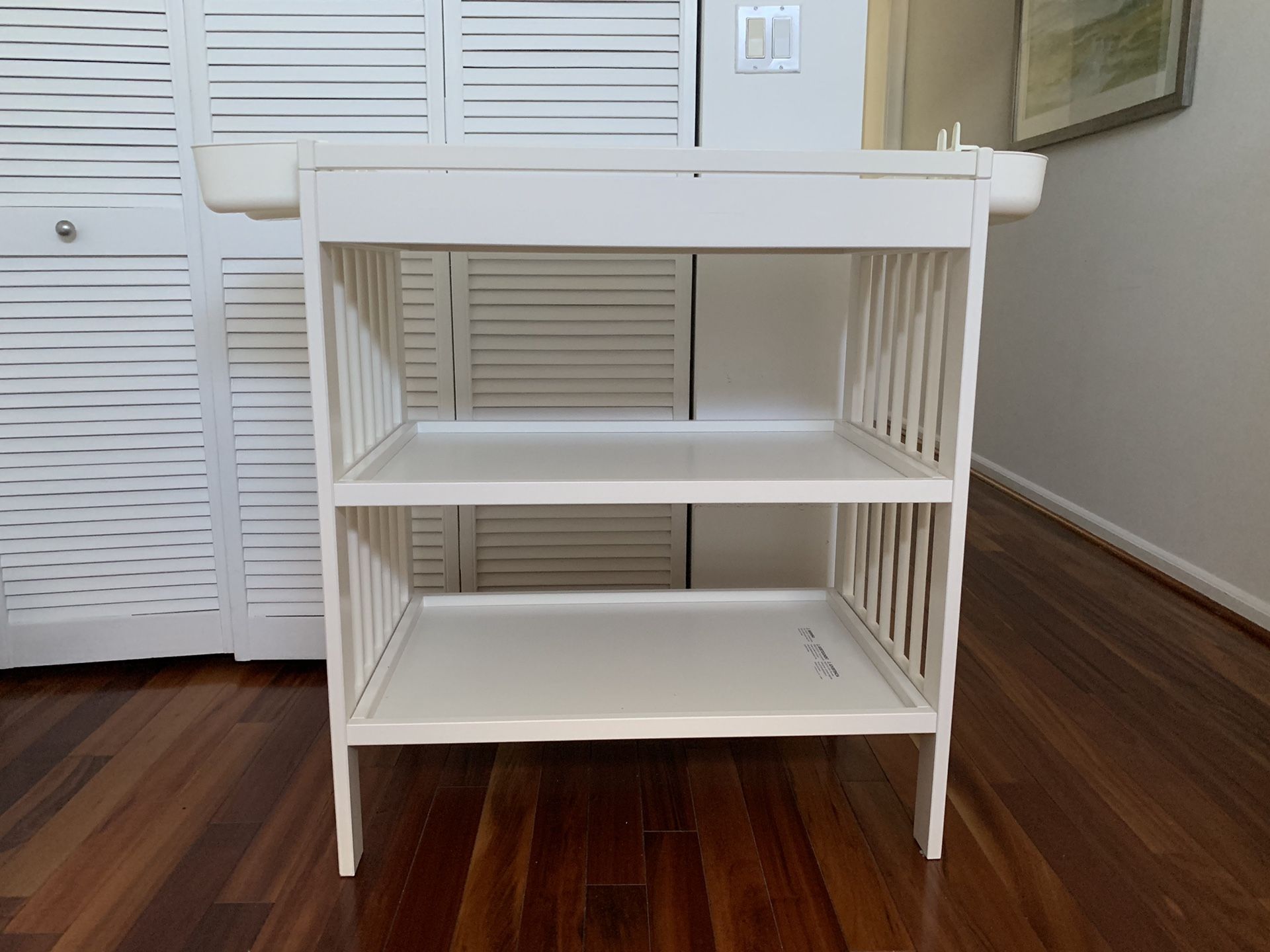 Changing Table - pick up from Brickell