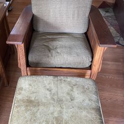 Tiger Oak Chair And Ottoman